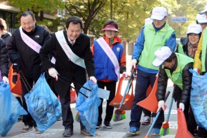 [현장 행정] ‘쓰레기 불법투기 제로’ 강북이 간다