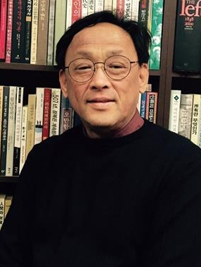 김명인 인하대 교수·문학평론가