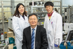 골칫거리 이산화탄소를 디젤 자동차 연료로 개발