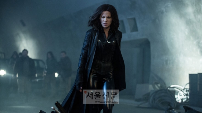 영화 ‘언어월드: 블러드 워’ 스틸컷