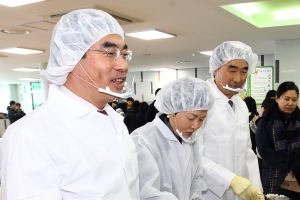 광명시, 전국 최초로 초중고에 ‘Non GMO’ 학교급식