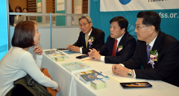 금감원장 서민금융 상담