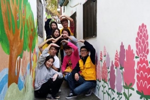 봉사자 1000명이 그린 행복한 ‘마장동 벽화마을’