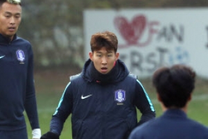 축구대표팀-우즈벡과 격돌...9회 연속 월드컵 본선 진출 노린다