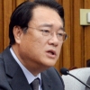 [서울포토] 정진석 원내대표 “난국 타개할 유일한 해법은 개헌”