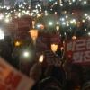 [서울포토] ‘박근혜 퇴진’ 넘실대는 촛불들