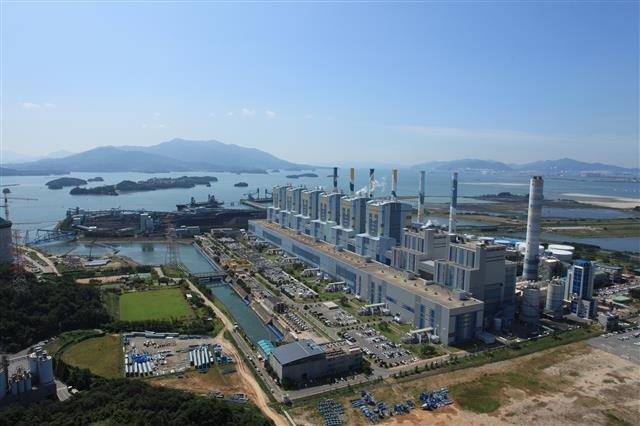 경남 하동군에 자리한 한국남부발전의 하동화력발전소 전경. 한국남부발전 제공
