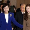 김연아, ‘대통령 손 왜 뿌리쳤나’ 질문에 “제가 아무리 버릇이 없어도…”