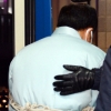 [서울포토] 호송차에서 내리는 김종 前차관의 초라한 뒷모습
