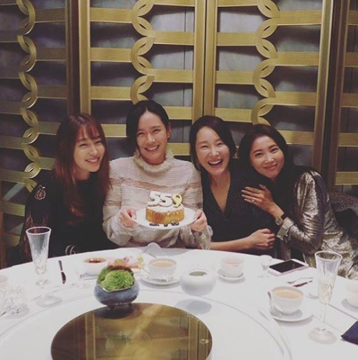 이민정 손예진 엄지원 오윤아