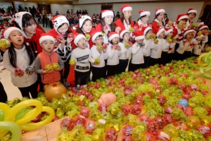 성동구립 어린이집 아이들 “이웃돕기 성금 모았어요”
