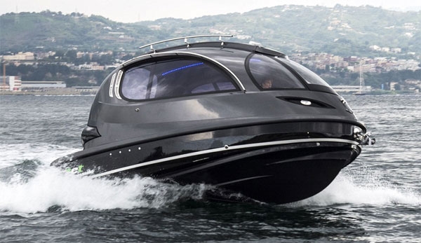 이탈리아 디자이너 피에르파올로 라자리나(Pierpaolo Lazzarini)가 디자인한 ‘제트 캡슐’(Jet Capsule).