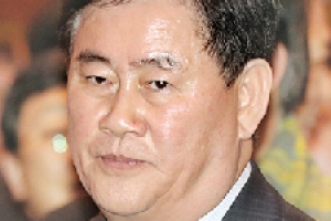 특혜 채용 압력 의혹 최경환 의원에 검찰 새달 2일 소환 통보