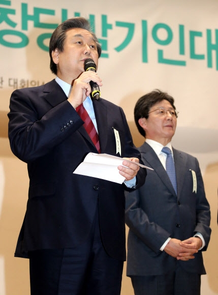 발언하는 김무성 의원