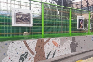 아름다운 등굣길…오류중 담벼락이 미술관으로