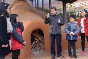 [현장 행정] 식었던 옹기 가마, 시민이 지핀다