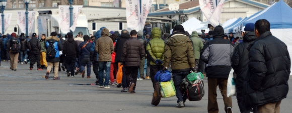 길고 긴… ‘사랑의 떡국 나눔’