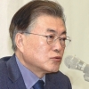 문재인 ‘군복무 1년’ 주장에 정치권, ‘포퓰리즘’ 비판 한목소리