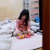 “이사 왜 안 가요” 냉골에 지친 5살 가윤이