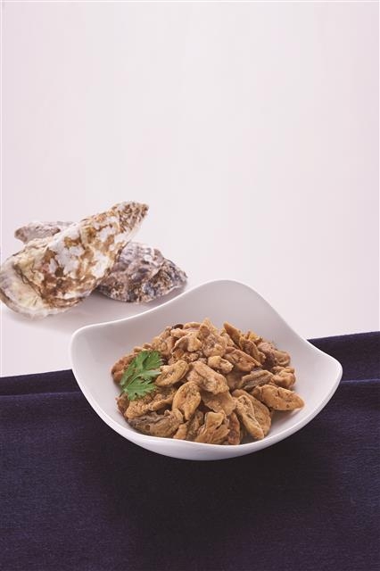 굴스낵 ‘카키텐’.  대원식품 제공