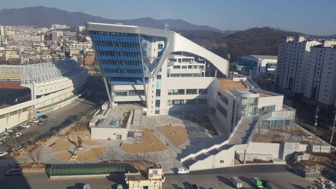 경기 성남시 중원구 성남동에 오는 4월 1일 개장할 성남종합스포츠센터. 성남시 제공 