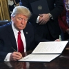 트럼프, 월가 규제 완화…오바마 정부의 ‘금융규제법’ 일부 폐지