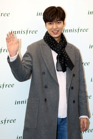 이민호 ’여심 저격 미소’