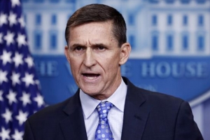 ‘트럼프 안보사령탑’ 플린, ‘러 내통 의혹’에 결국 낙마