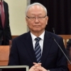 [서울포토] 긴급 국회 정보위, 생각에 잠긴 이병호 국정원장