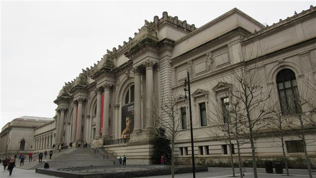 뉴욕 맨해튼의 센트럴파크 옆 4개 블록에 걸쳐 있는 메트로폴리탄 미술관은 북미 최대 규모의 소장품을 자랑한다.