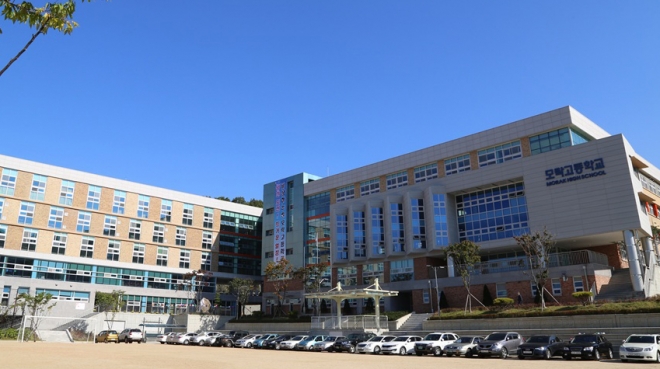 이번 달 기숙사가 완공될 예정인 모락고등학교. 의왕시는 지역의 5개 모든 고등학교가 기숙사를 갖춘 최초의 지치단체가 된다. 의왕시 제공 