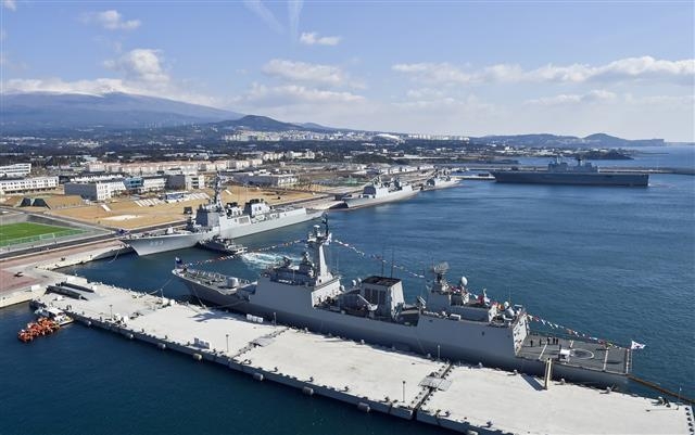 오는 26일 준공 1주년을 맞는 제주 민군복합항(해군기지) 모습. 7월부터 크루즈선박이 본격 입항할 예정이다. 제주도 제공