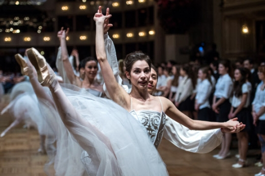 [포토] 리허설부터 ‘화려함의 극치’…오페라 무도회