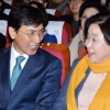 [서울포토] 안희정-심상정, 두 대선주자의 만남