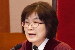 헌재가 밝힌 박 대통령 파면 이유가…“최순실 사익 지원 위법행위 재임 중 지속”