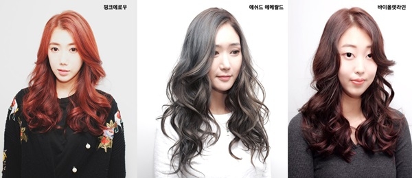 신입생들의 대학 입학을 맞아, 캠퍼스에서 주목받을 수 있는 헤어 트렌드를 준오헤어 문정역점 금나라원장과 디자이너들이 제안했다. 왼쪽부터 준오헤어 문정역점 오성국 수석디자이너, 준오헤어 문정역점 홍영삼 디자이너, 준오헤어 문정역점 나다정 디자이너 시술.