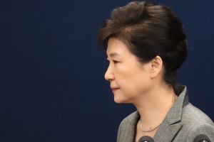 박근혜, 불복시위 중?…‘승복 선언’없이 침묵 중