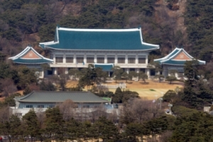 청와대 “송영무 경질? 아직 정해진 것 없다”