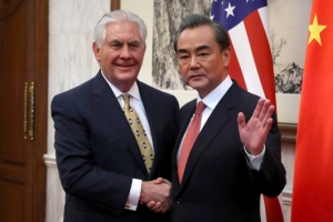 미·중 외교장관 “한반도 정세 위험수준” 공감대…북핵 해법 입장차