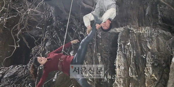 영화 ‘쿵푸 요가’ NG 영상의 한 장면.