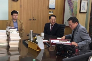 금천구, 강도 잡은 시민 3명에 감사장