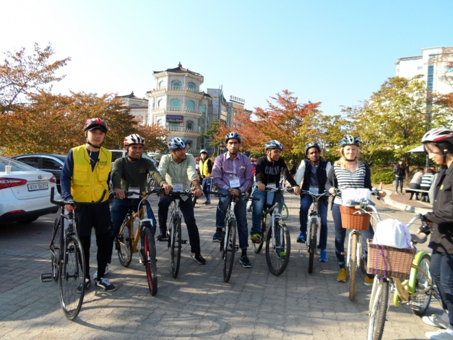 지난해 11월 경주에서 열린 라이딩 체험행사. 한국관광공사 제공