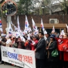[서울포토]영장 기각 촉구하는 박근혜 전 대통령 지지자들