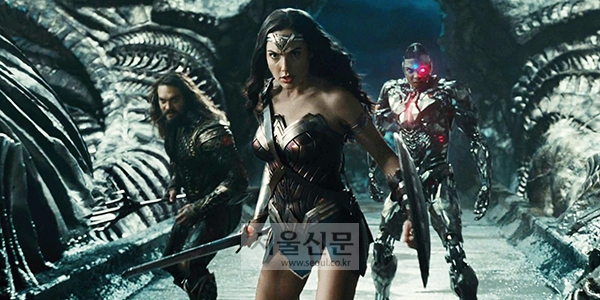 영화 ‘저스티스 리그’ 예고편의 한 장면.
