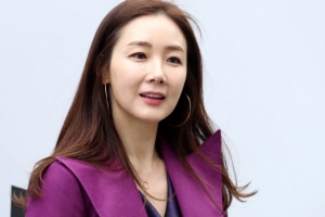 최지우 “오늘 결혼합니다” 깜짝 발표…“신랑은 1년 사귄 직장인”