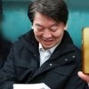 안철수 지하철 행보 연출 논란…캠프 측 “어떻게 왔는지 모른다”