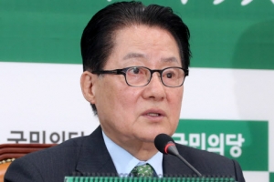 박지원 “文, 제2의 이회창 되나…졸장부 짓 하면 대통령감 못돼”