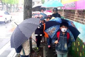 노원구 ‘걸어 다니는 스쿨버스’…“교통사고·미아·유괴 올스톱”