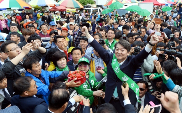 창원 표심 사냥 나선 안철수