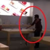 애플스토어 제품 1만 달러 어치 부순 남성, 그 이유가?